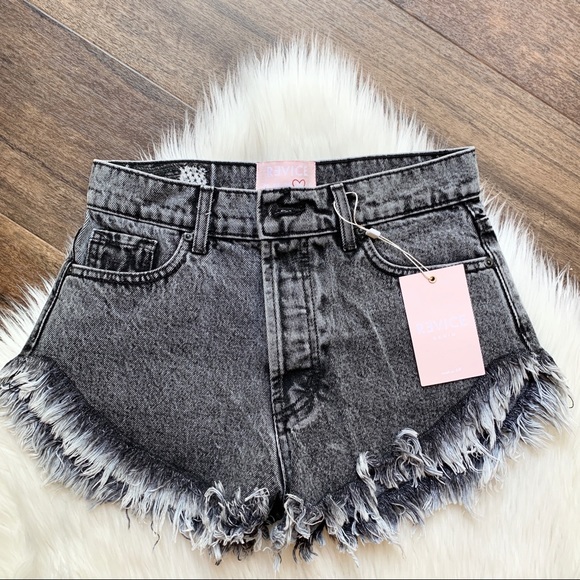 REVICE Pants - Revice Black/Silver Shorts